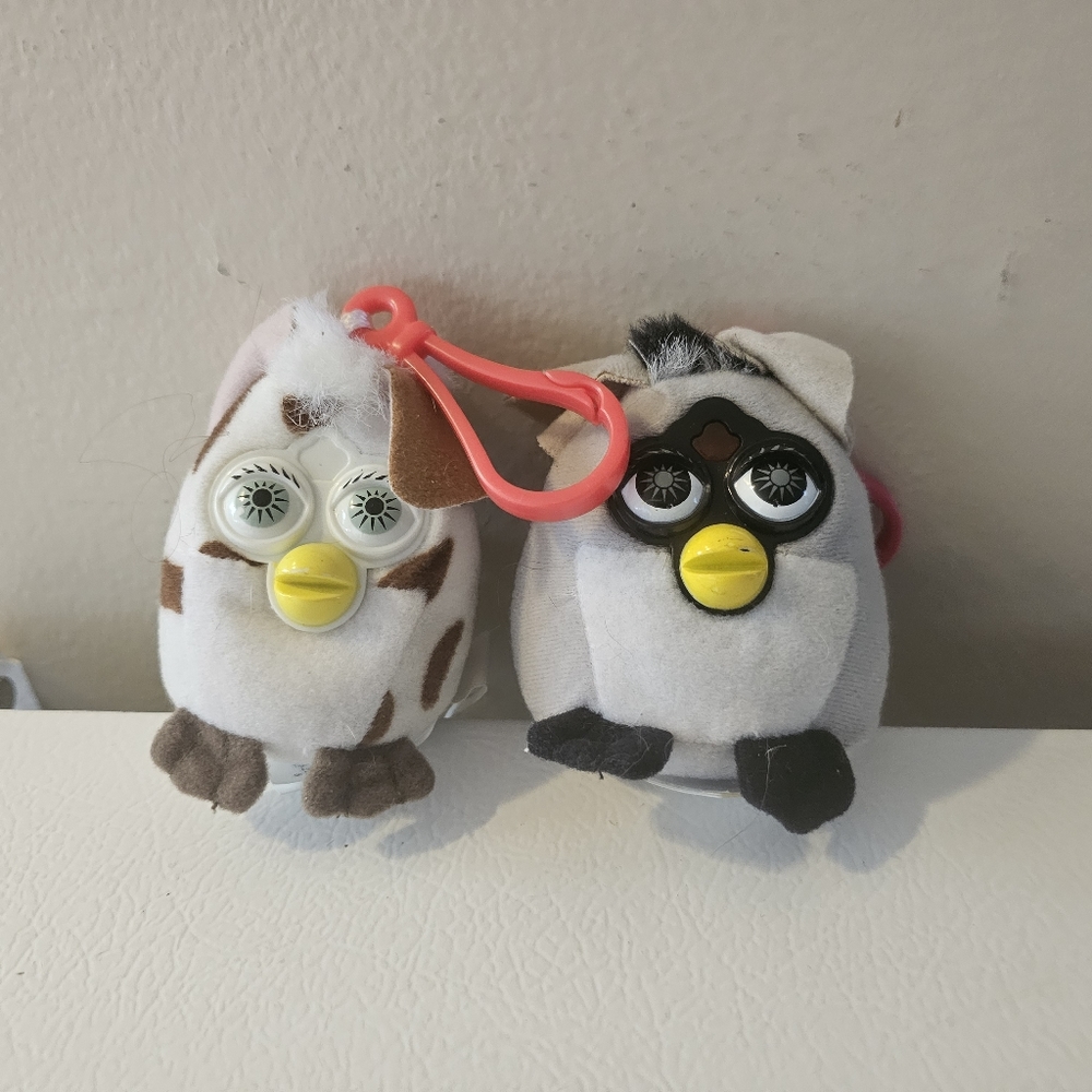 McDonald’s Furby Clip-On Happy Meal Toys 2000 Set of 2